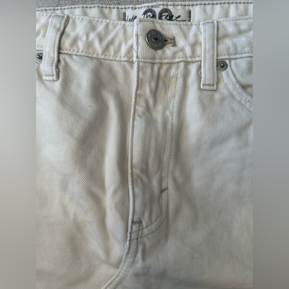 A1-#12 Free People High Waisted Coconut Denim Skirt Asym. Raw Hem Off White - Picture 13 of 15